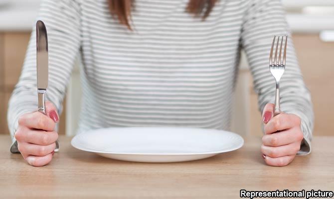 Health: Kill urge to eat out if on a diet