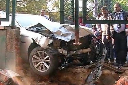 Delhi: Drunk man rams BMW into cab, auto; injures four