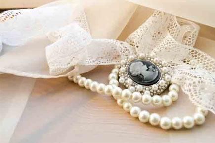 Jewels for summer weddings: Pearl strands, multi-layered strings