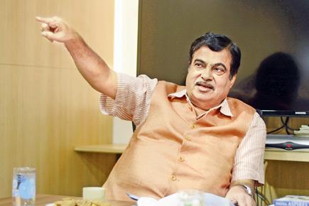 Minister Nitin Gadkari pitches 2L-km highway plan for year-end
