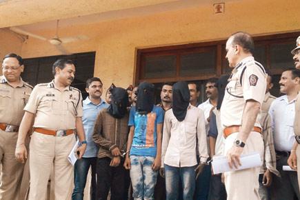 How did druggies put 352-kg rod on railway track at Diva in 13 minutes?