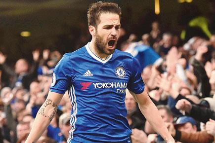 Cesc Fabregas: Chelsea must wrap up EPL title on Friday