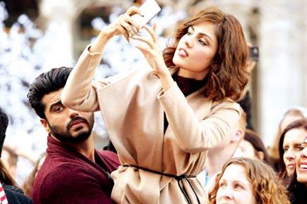 Arjun Kapoor and Rhea Chakraborty get 'busy' on 'Half Girlfriend' sets
