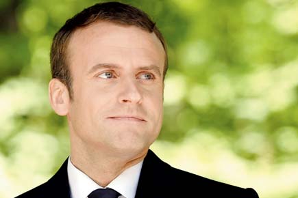 French president Emmanuel Macron to meet artist Subodh Gupta