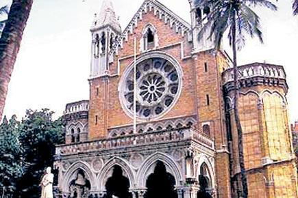 Students join forces to protest re-evaluation rules at Mumbai University