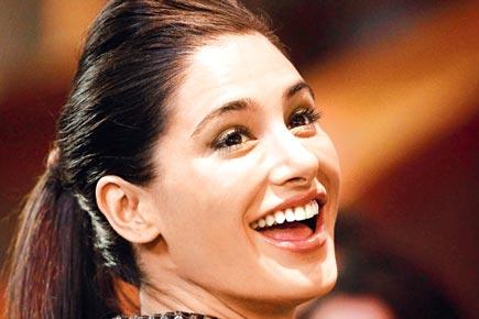 Nargis Fakhri is learning and teaching Hindi at the same time