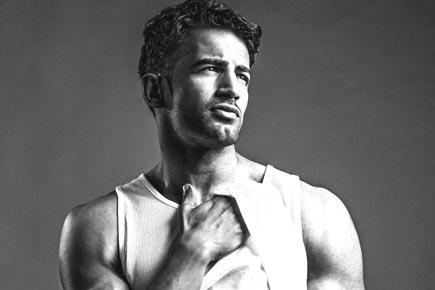 Upen Patel takes yet another shot at Bollywood