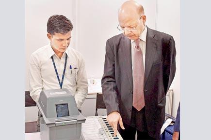 Dare parties to hack EVMS from June 3: Election Commission
