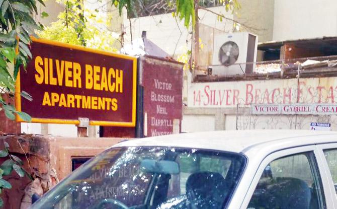 The theft occurred at Juhu