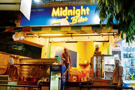 A two-month-old 'paisa vasool' eatery in Juhu for that 4 am craving