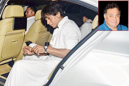 Vinod Khanna's prayer meet: Khans and co. turn up in full force