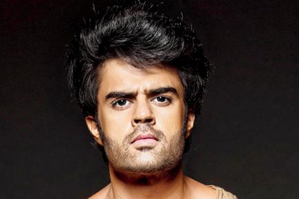 When female fans surprised Maniesh Paul