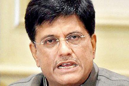 Mention MRP on all food items served in trains, instructs Piyush Goyal