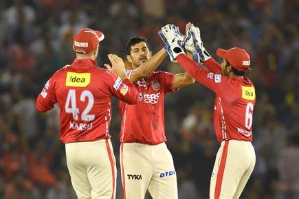 IPL 2017: Clinical bowling powers KXIP to 14-run win over KKR
