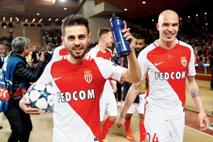 Manchester City sign Monaco's Bernardo Silva for 43 million pounds