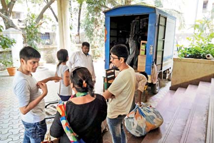 Mumbai: Thieves pose as movers-packers, dupe families to sell goods