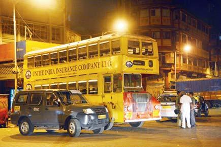 Mumbai: 65-yr-old killed as BEST bus hits and drags him through street