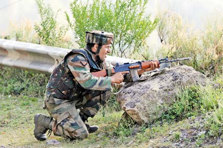 Pakistan violates ceasefire in two sectors in Jammu and Kashmir
