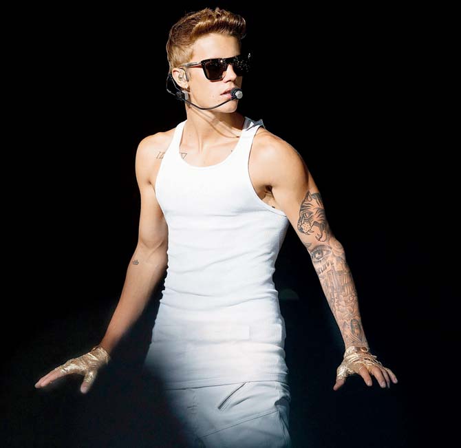 Justin Bieber banned in China for 