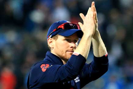 Eoin Morgan's century helps England to 339 vs South Africa