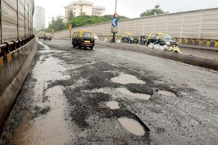 Mumbai: BMC yet to  blacklist, file FIR against tainted road contractors