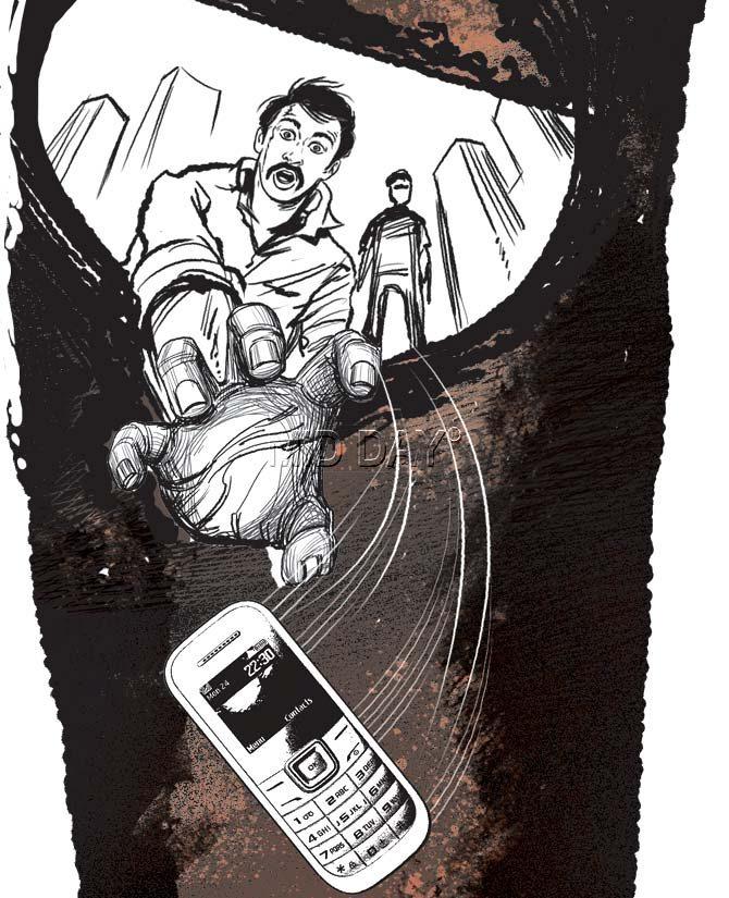 While the labourers were carrying out cleaning work, a rod fell into the manhole. When one of the cleaners, Ajay, tried to look for it, his phone slid out of his shirt pocket and fell inside. Illustration/ Ravi Jadhav
