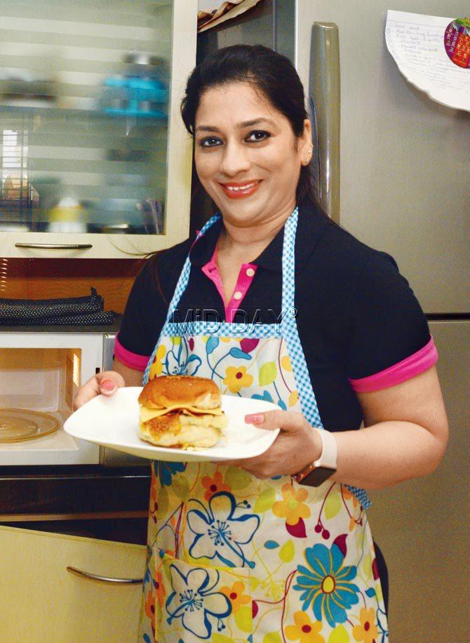 Juhu resident Sapna Salins with the Frozen Sandwich with Baked Omelettes. Pic/Satej Shinde