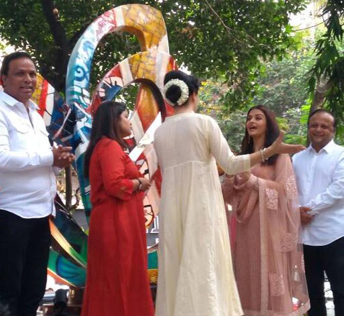 Aishwarya Rai Bachchan unveils Rouble Nagi