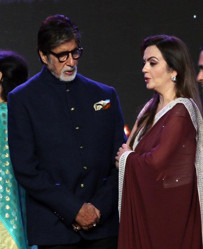 Photos: Mukesh Ambani shares a light moment with Amitabh Bachchan