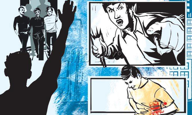 Mahesh called four of his friends, who were sitting and chatting at a distance. They reached to the spot and asked Mahesh what the matter was. The situation turned volatile when Saddam tried calling some of his friends. At that moment, the main accused picked up a beer bottle lying on the road and stabbed him. 