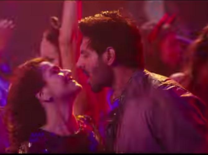 Kartik Aaryan and Kriti Sanon