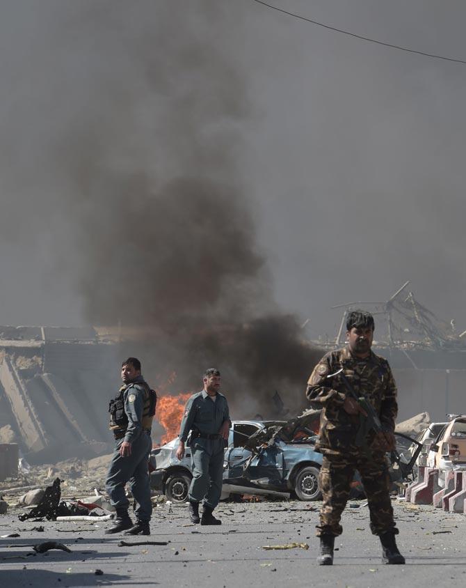 Blast rocks Kabul