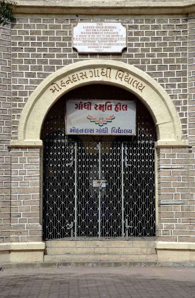 School where Mahatma Gandhi studied shuts down after 164 years