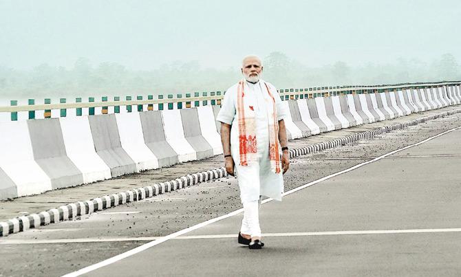 PM Narendra Modi at the newly inaugurated Bhupen Hazarika bridge, the country
