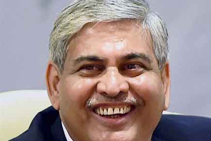 Shashank Manohar to continue as ICC chairman until 2018