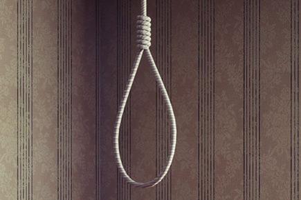 Mumbai: Teen commits suicide after mother scolds him over phone usage