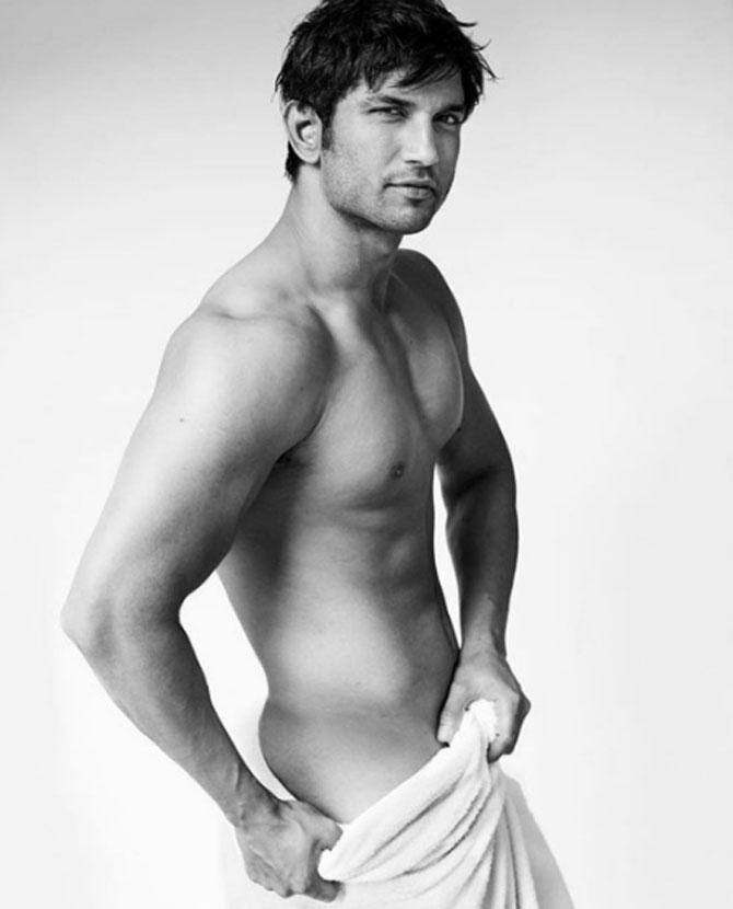 670px x 830px - Sushant Singh Rajput's butt-naked photo will remind you of John Abraham