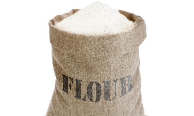 Cheap Tata wheat flour for the poor in Mumbai and Thane