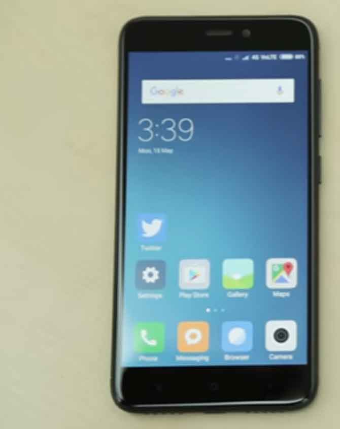 Tech: 250,000 units of Xiaomi Redmi 4 smartphone sold in 8 minutes in India