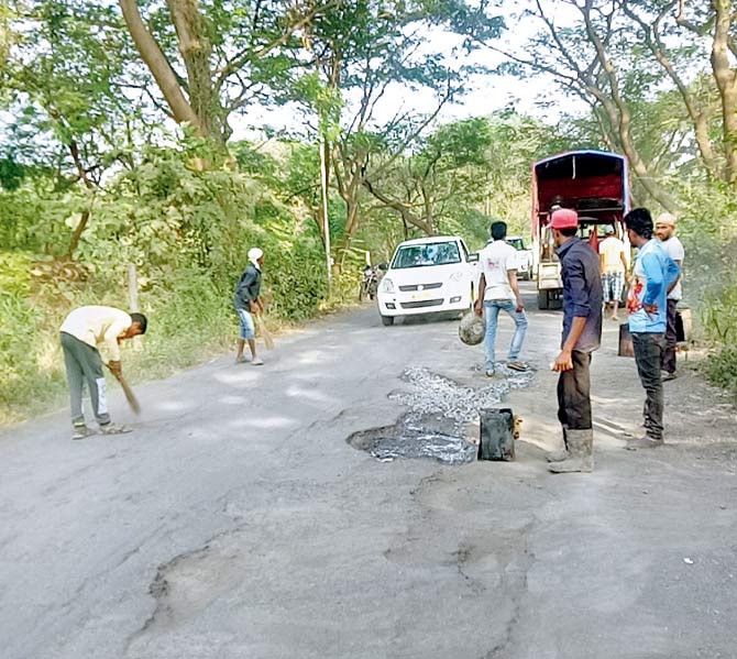 Commuters have been facing a host of issues on the internal routes of Aarey Colony due to the potholes