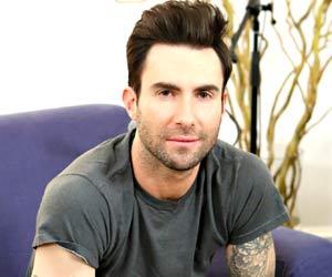 Adam Levine's wife posts his naked picture 