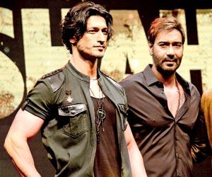 Baadshaho co-stars Ajay Devgn and Vidyut Jammwal to clash at box office in 2018