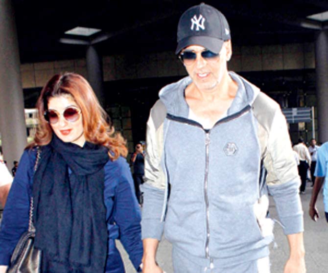 Akshay Kumar and Twinkle Khanna spotted walking hand-in-hand