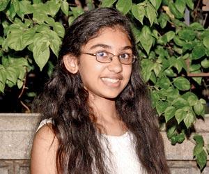 Varun Dhawan's fan Alaiha Vanjara raises money for kids through her blog