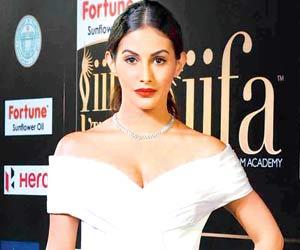 Amyra Dastur gets a new tattoo of 'evil eye' on her neck, see photo