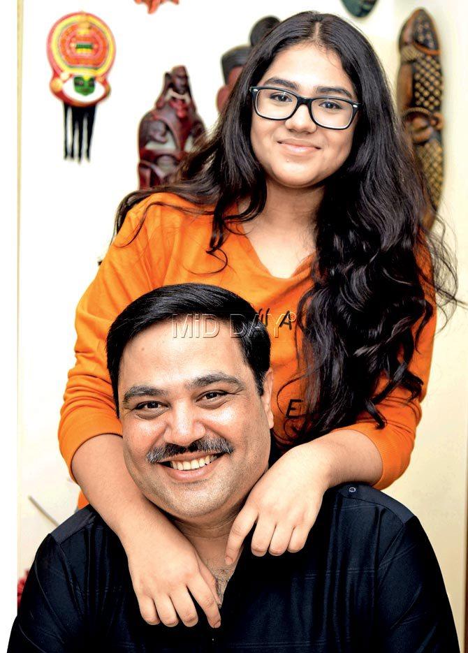 Anusha with her writer father Ravi Subramanian. Pic/Shadab Khan