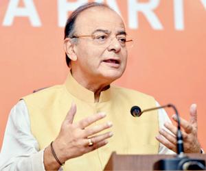Arun Jaitley to have pre-Budget meeting with finance sector regulators