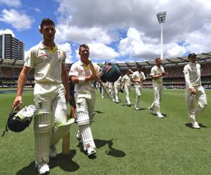 Australian players pay tribute to Phil Hughes on his death anniversary