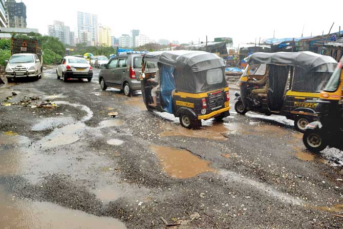 A few months ago, an internal inquiry by the BMC nailed 281 engineers who were supposedly responsible for ensuring good roads. I wasn