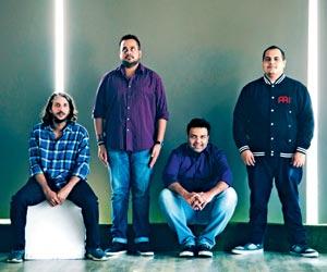 Enjoy Indian classical music at a gig featuring Blackstratblues tomorrow